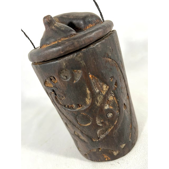Primitive Asian Tribal Carved Wood Antique Storage Box (Dayak - Borneo) For Sale In Tampa - Image 6 of 9
