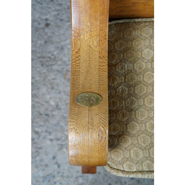 2 Antique Gothic Revival Quartersawn Oak Carved Church Pews Deacon Bench Pair For Sale - Image 17 of 18