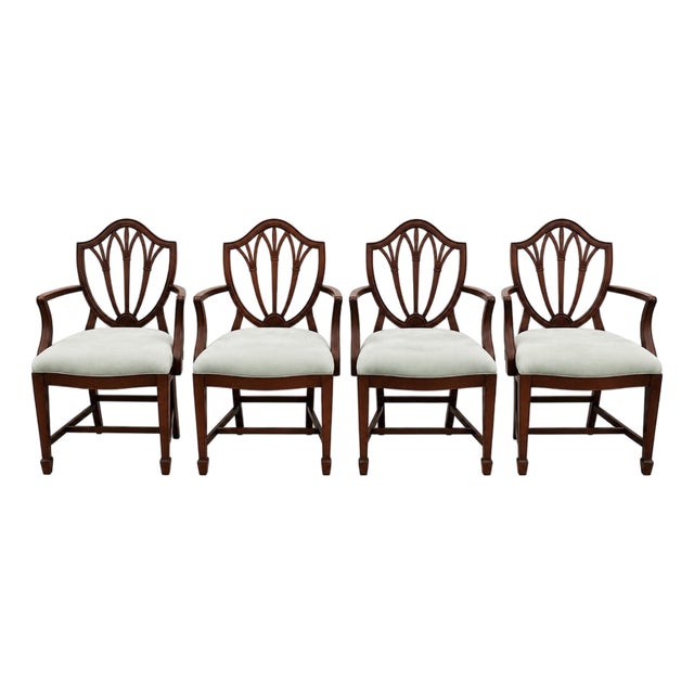 Set of 4 Vintage Hepplewhite/Georgian Style Shield-Back Arm Dining Chairs With Classic Wheat Detail For Sale