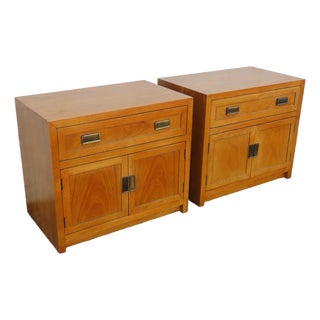 Thomasville Hollywood Regency Nightstands End Bedside Tables a Pair 6355 For Sale