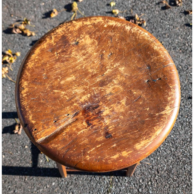 19th Century American Windsor Style Tall Stool or Pedestal Stand For Sale - Image 11 of 15
