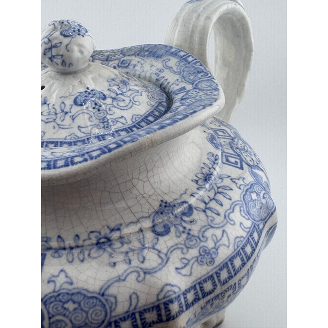 Staffordshire Potteries Early 19th Century English Blue & White Transferware Teapot, Staffordshire c.1820 For Sale - Image 4 of 12