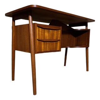 Small Vintage Danish Teak Desk by Gunnar Nielsen for Tibergaard, 1960 For Sale