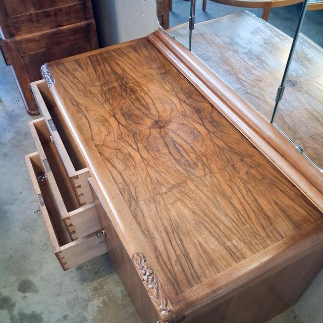 Art Deco Walnut Veneer Chest of Drawers with Folding Mirror For Sale - Image 10 of 18