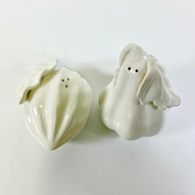 Late 1900s Vintage Hollywood Regency Boho Chic Fitz & Floyd Fig/Gourd Salt & Pepper Shakers - A Pair For Sale - Image 15 of 17
