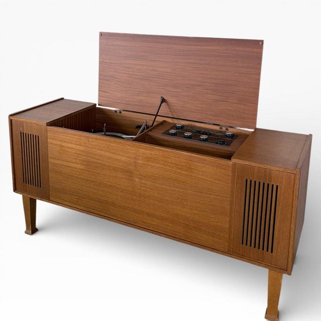 Vintage Teak Stereosound Radiogram For Sale - Image 3 of 8