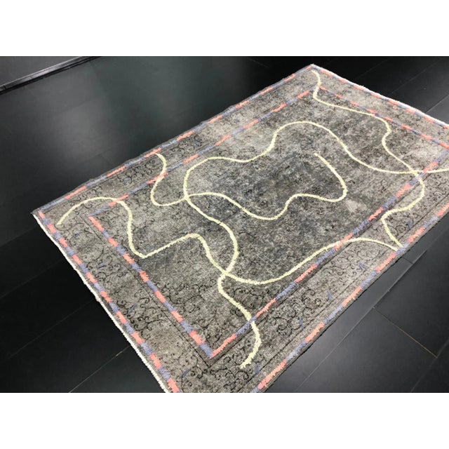 1960s Vintage Home Turkish Gray Wool Rug For Sale - Image 4 of 11