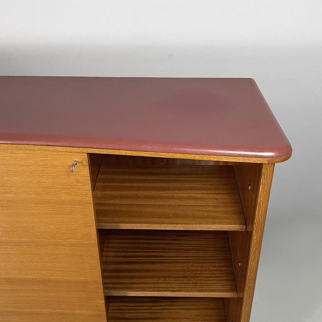 Mid-Century Modern Italian Sideboard in Wood, Glass, and Burgundy Leather, 1960s For Sale - Image 9 of 18