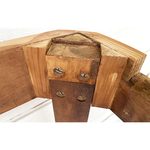 Art Deco Extendable Table in Figured Walnut, 1920s For Sale - Image 11 of 18
