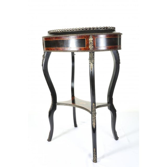 French Planter or Side Table in Aboyna with Inlay For Sale - Image 10 of 16