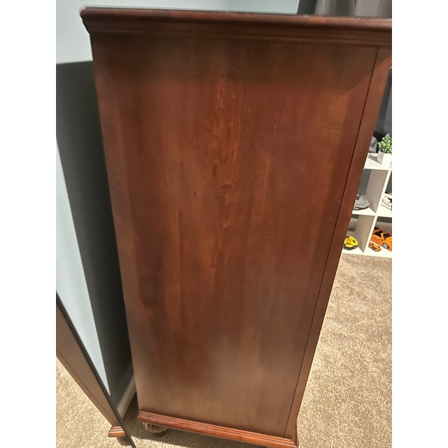 Ethan Allen made, brown, seven drawers, lots of storage, wood, comes with display tray