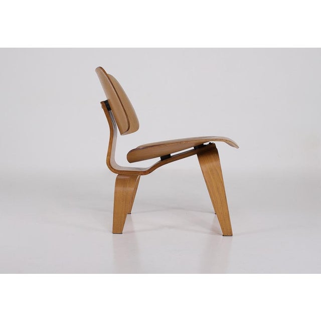 1940s Evans Medal Strip Chair by Charles & Ray Eames, 1940s For Sale - Image 5 of 11