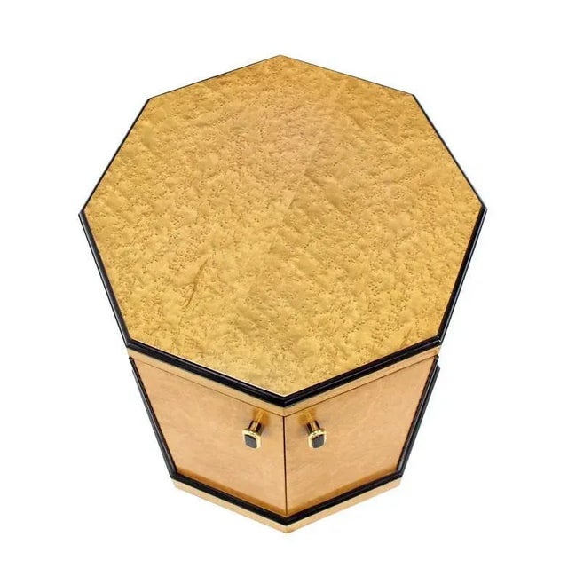 Vintage Mid Century Birds Eye Maple Side Table Pedestal For Sale - Image 4 of 10