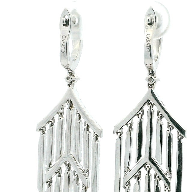 Metal Casato Gioielli Italian 18k White Gold Diamond Art Deco Revival Chandelier Earrings, Pair For Sale - Image 7 of 13