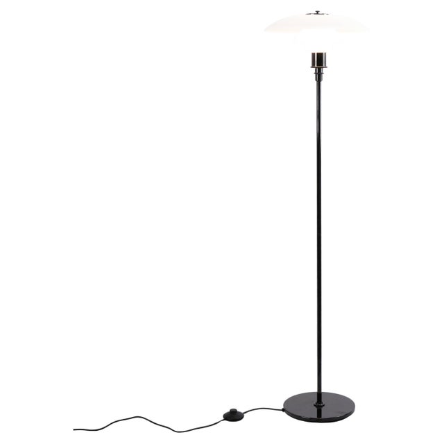 Model PH 3.5/2.5 Floor Lamp with Black Frame and Opal Glass by Poul Henningsen for Louis Poulsen For Sale - Image 9 of 9