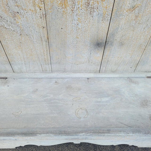 Castle Entrance Benches with Storage Compartments in Painted Wood, 19th Century, Set of 3 For Sale - Image 18 of 18