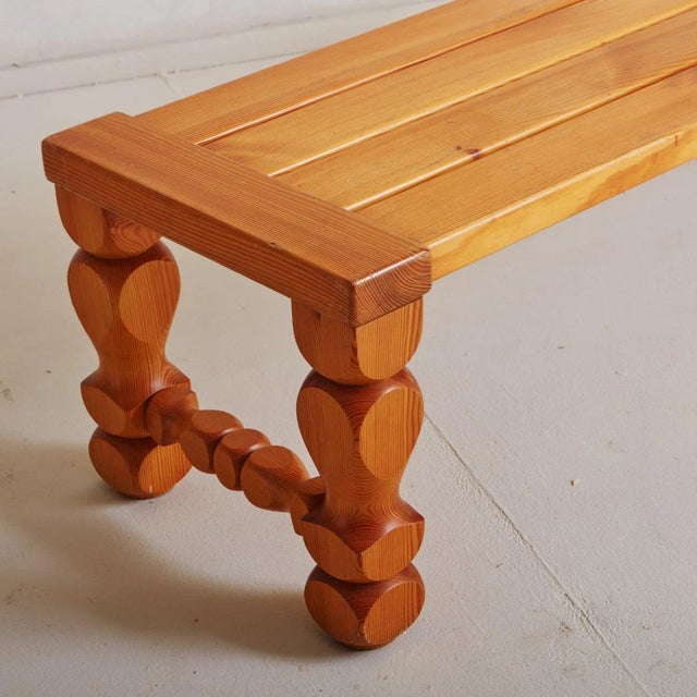 Brutalist Brutalist Hand Carved Pine Bench by Glas Mäster Markaryd, Sweden 1970s For Sale - Image 3 of 12