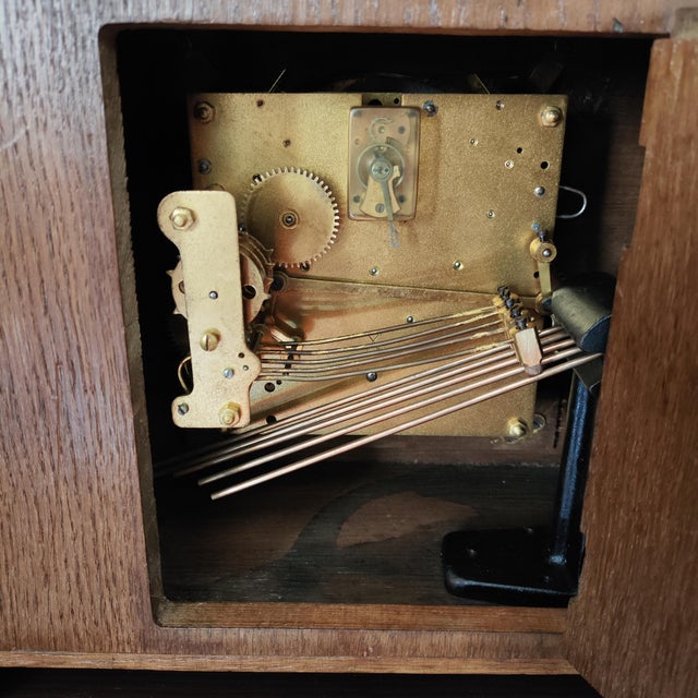 1925 Art Deco Oak Mantel Westminster Clock by Hamburg Amerikanische Uhrenfabrik (Hau) For Sale - Image 6 of 9