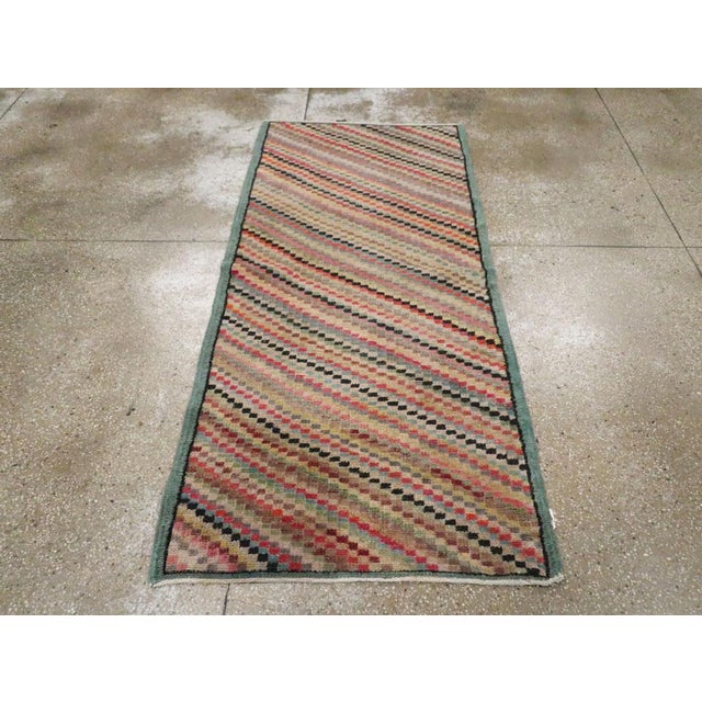 Galerie Shabab Collection Mid-20th Century Handmade Turkish Anatolian Throw Rug For Sale - Image 4 of 10