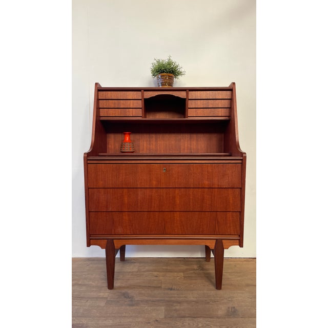 Mid-Century Danish Teak Bureau with Pull-Out Desk and Drawers, 1960s For Sale - Image 10 of 18