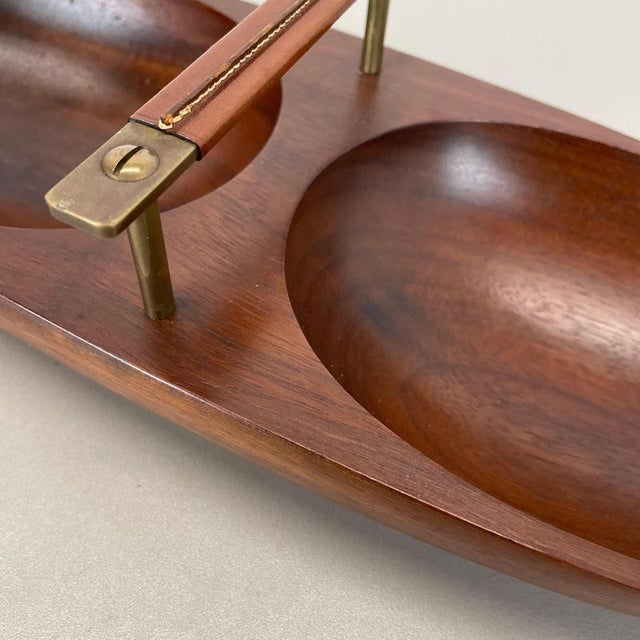 Large Teak Bowl with Brass and Leather Handle from Carl Auböck, Austria, 1950s For Sale - Image 9 of 18