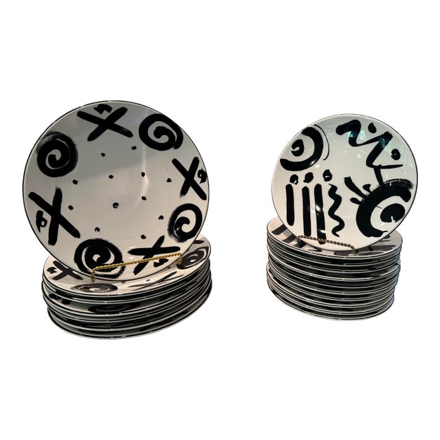 Vintage Set of Mikasa Dinnerware in Reggae Pattern For Sale