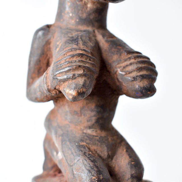 Early 20th Century Yoruba Shango Figure Wand Kneeling Nigeria For Sale - Image 10 of 12