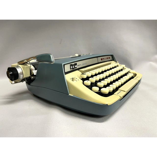 Smith-Corona Classic 12 Portable Typewriter - Teal Blue For Sale - Image 10 of 13
