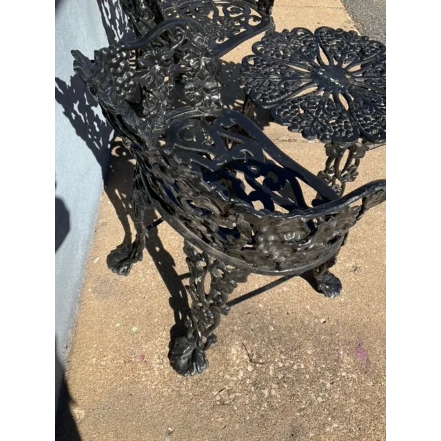 Vintage Victorian Style Cast Iron Grapevine Garden Patio Table & 2