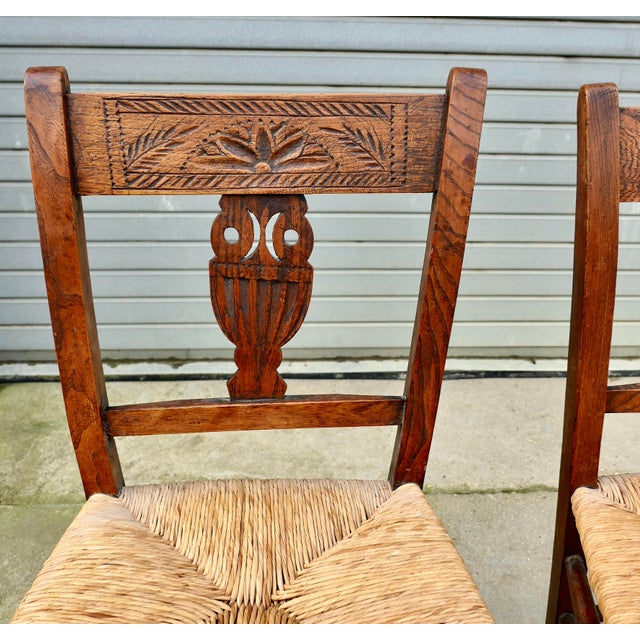 Set of Elm Hall Chairs with Rush Seats, Early 19th Century For Sale - Image 3 of 8