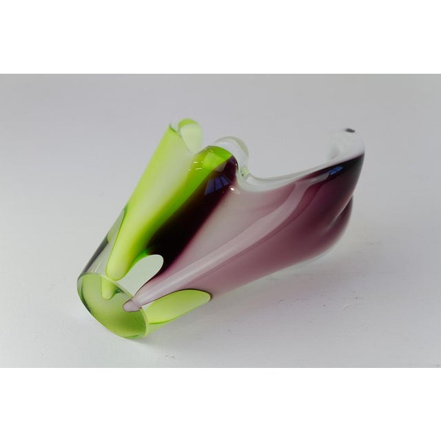 Glass Mid-Century Coquille Glass Vase by Paul Kedelv for Flygsfors, Sweden, 1950s For Sale - Image 7 of 18