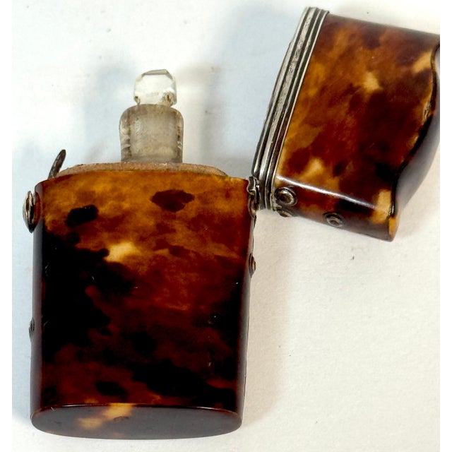 18th Century Tortoiseshell and Silver-Mounted Perfume Etui with Glass Bottle For Sale - Image 11 of 11