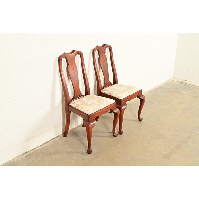 Henkel Harris Henkel Harris Queen Anne Solid Cherry Wood Side Chairs or Dining Chairs | Pair For Sale - Image 4 of 15