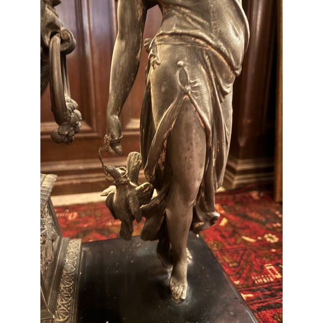 Classical Roman Antique Ansonia Huntress & Fisher Figural Mantel Clock – New York, 1882 [Mr] For Sale - Image 3 of 12