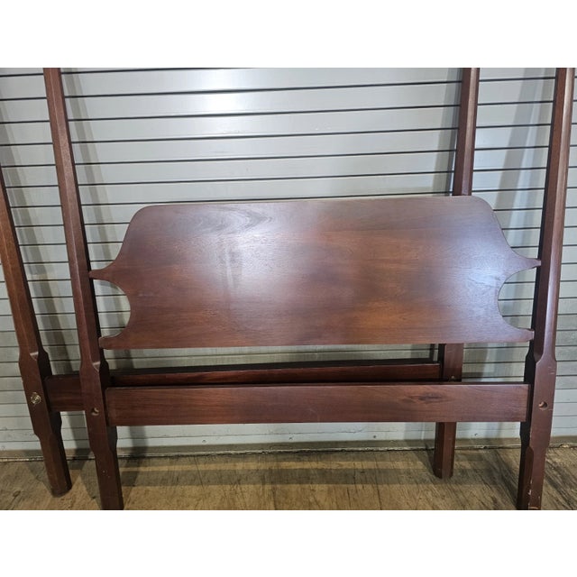 Brown Craftique Mahogany Queen Size Pencil Post Carved Bed Made in North Carolina For Sale - Image 8 of 9