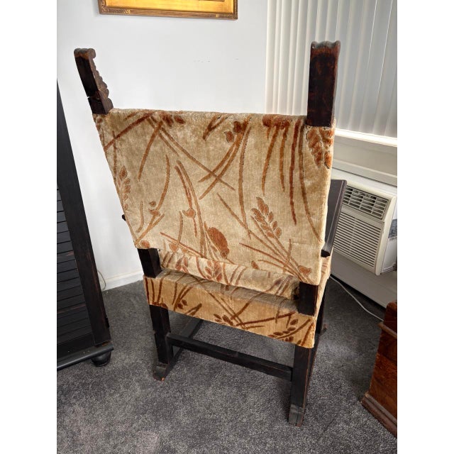 Gold 17th or 18th Century Renaissance Throne Arm Chair For Sale - Image 8 of 9
