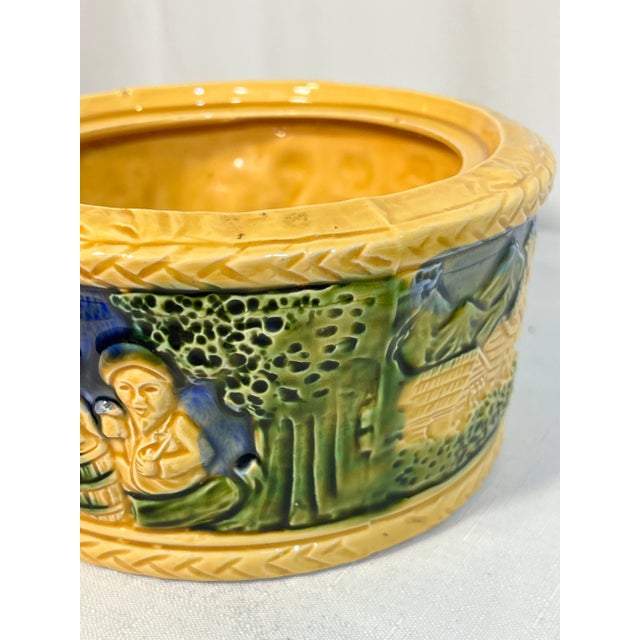 Vintage George Jones Style Majolica Biscuit Container For Sale In Mobile - Image 6 of 11