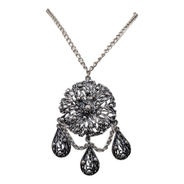 Vintage Signed Napier Silvertone Brutalist Pendant Necklace For Sale