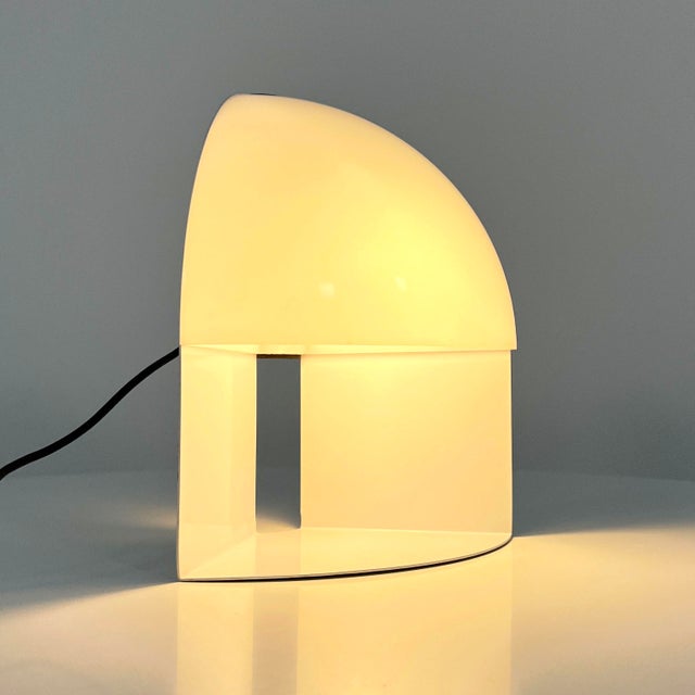 White Corner Desk Lamp by Danilo & Corrado Aroldi for Stilnovo, 1970s For Sale - Image 8 of 10