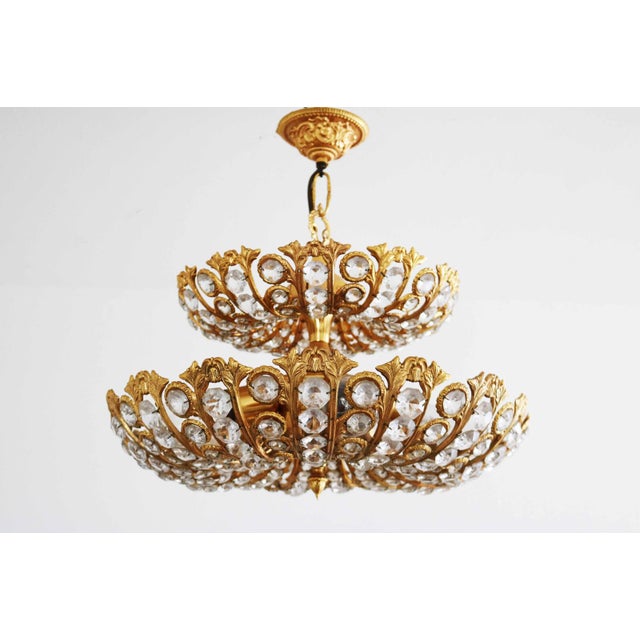 Mid-Century Modern Large Hollywood Regency Chandelier in Brass and Crystal from Peris Andreu, 1960s For Sale - Image 3 of 9