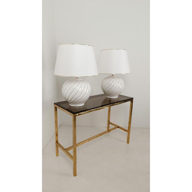 Table Lamps in White and Gold Glazed Ribbed Ceramic by Tommaso Barbis, 1970s, Set of 2 For Sale - Image 9 of 18