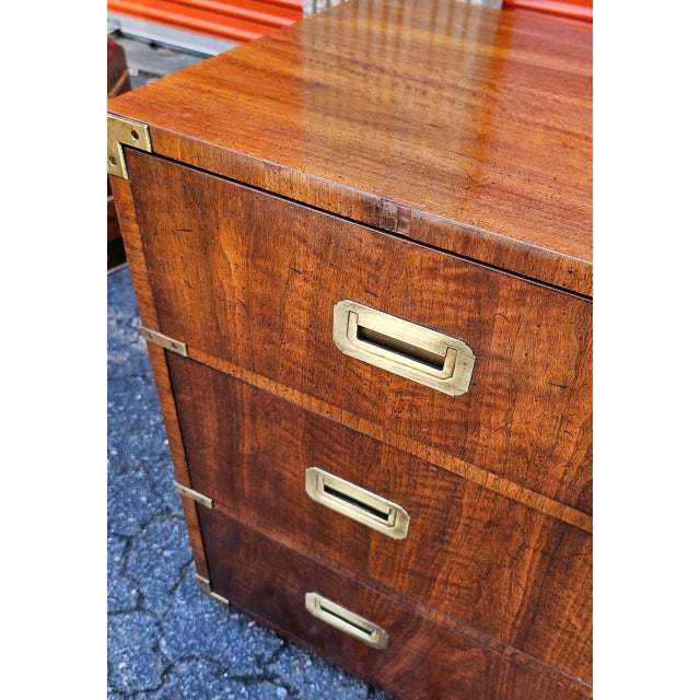 Mid-Century Modern Mid 20th Century Pair of Henredon Campaign Bachelor's Chests For Sale - Image 3 of 10