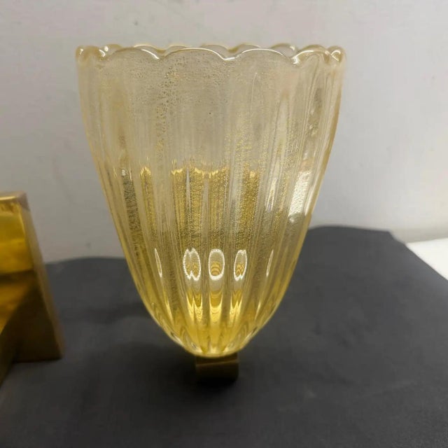 Gold Two 1990s Barovier Style Mid-Century Modern Murano Glass and Brass Wall Sconces For Sale - Image 8 of 16