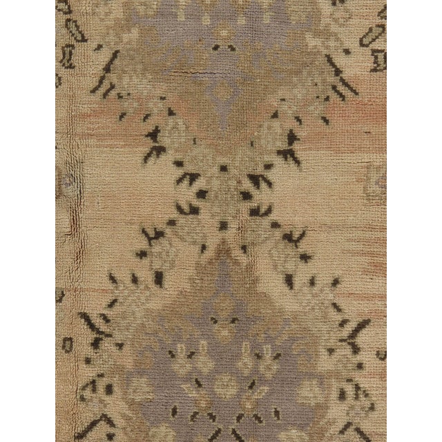 1940s Vintage Circa 1940 Turkish Taupe Oushak Area Rug 4ft 8in X 10ft 6in For Sale - Image 5 of 8