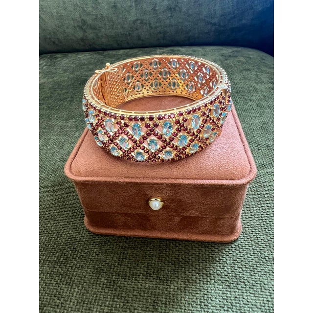 Bochic "Capri" Vintage Rhodolite & Multi Gem Bangle Set In 18K Gold & Silver For Sale - Image 9 of 18
