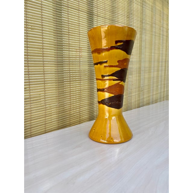 Ceramic Mid Century Modern Earth Wrap Ceramic Vase by Royal Haeger Pottery. Circa 1960s. For Sale - Image 7 of 11