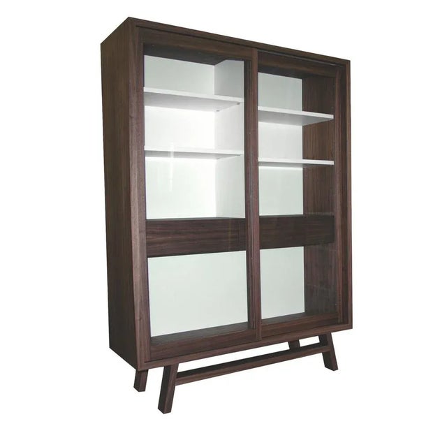 Brown Ambra Display Cabinet from Frigerio Paolo & c. sas For Sale - Image 8 of 8