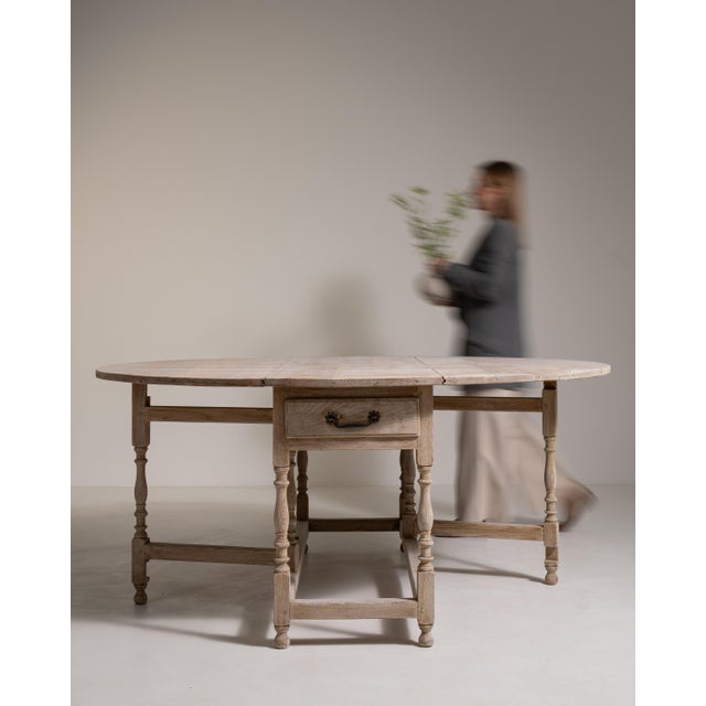 Early 20th Century Oak Drop-Leaf Table, Antique, United Kingdom, Early 20th Century For Sale - Image 5 of 16