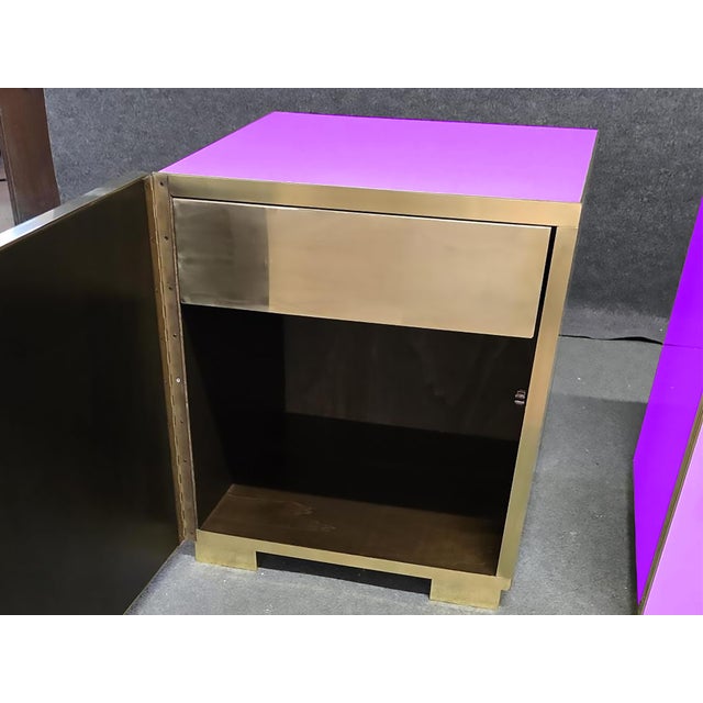 Contemporary Violet Nightstands with Murano Glass and Geometric Brass Detail from Justfurnituress SRL, Set of 2 For Sale - Image 3 of 8