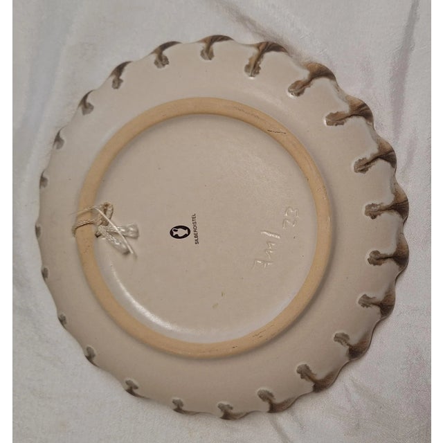 Vintage German Wall Plate in Cream-Colored Ceramic with Colorful Butterfly Motif from Silberdistel, 1970s For Sale - Image 3 of 4